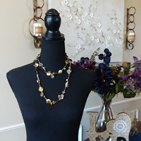 Sea Shell Embellished Bronze And Tan Stament Necklace - Picture 8 of 17